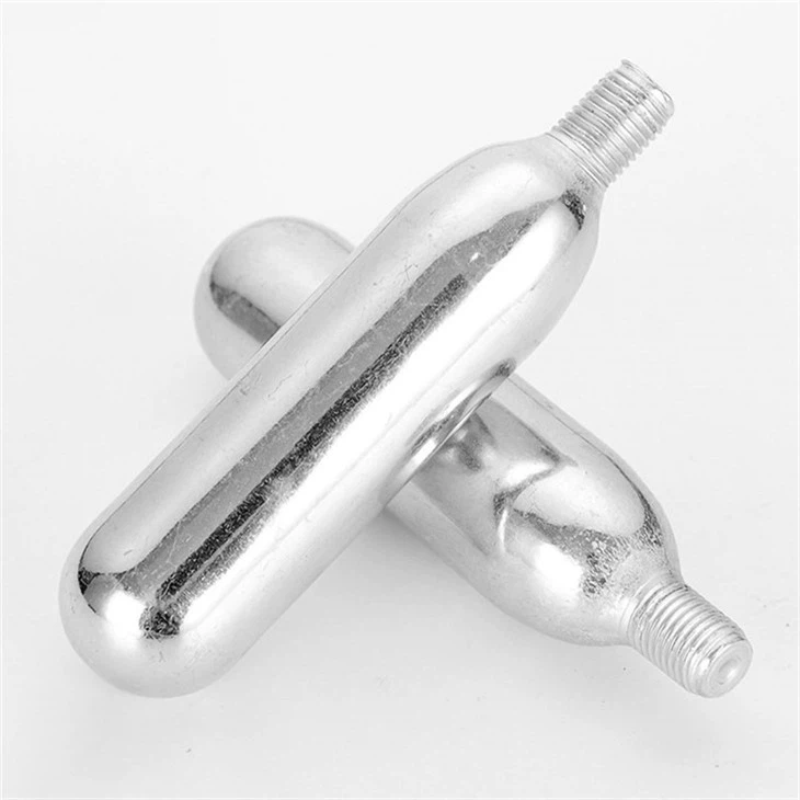 CO2-Cartridge (2)